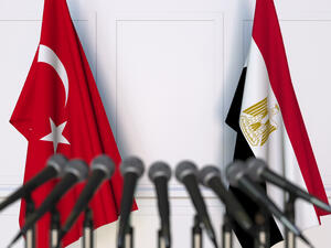  الرئيس التركي رجب طيب أردوغان قد التقى بنظيره المصري عبدالفتاح السيسي