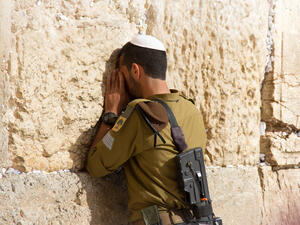   1000 طيار سابق في سلاح الجو الإسرائيلي اعلنو عن دعمهم للطيارين الاحتياطيين