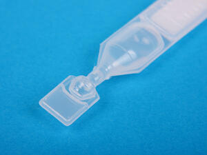 US probes eyedrops that caused death, lost vision