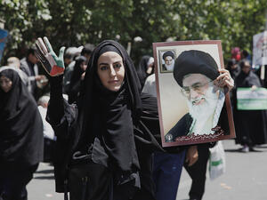  المهدي طلب من تأجيل مشروع المقاومة الإسلامية  إلى حين ظهوره