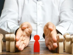 7 عادات مزعجة تجعل الموظف غير محبوب
