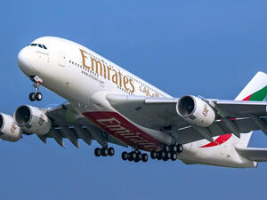 طيران الإمارات تشغّل طائرتي A380 إلى البحرين في سباق الفورمولا 1