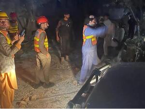 12 قتيلا بانفجار مقر لمكافحة الارهاب في باكستان