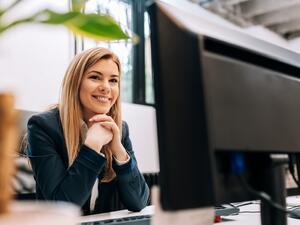 حظك اليوم وتوقعات الأبراج الأحد 23 نيسان/أبريل 2023