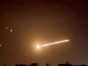 الدفاعات الجوية تتصدي لأهداف معادية في سماء حمص    