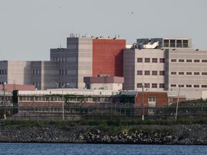 A general view shows the Rikers Island facility on June 6, 2022. Rikers has long had a reputation for unsanitary conditions and violence but is facing arguably under its most intense scrutiny ever following the deaths, which included by suicide, drug overdoses and medical emergencies. Last month a local court found the Department of Correction (DOC) in contempt for denying detainees access to medical care. (Photo by Ed JONES / AFP)