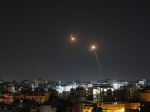 غزل صاروخي بين حماس واسرائيل