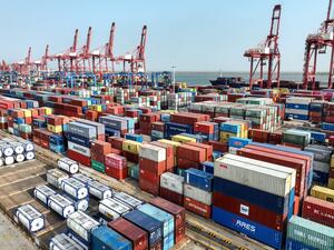 China's Economy Grows 4.5% in Q1 2023, Beating Expectations