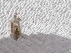 مشهد مهيب للمعتمرين حول الكعبة المشرفة