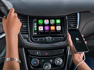 General Motors announces plan to continue CarPlay and Android Auto