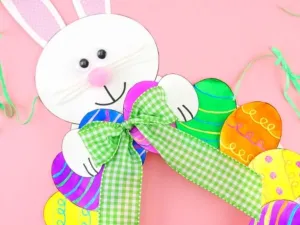 اصنعيه بنفسك: إكليل بيض عيد الفصح للأطفال