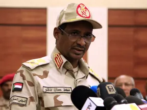 قائد قوات الدعم السريع، الفريق أول محمد حمدان دقلو "حميدتي"
