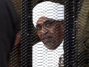 الرئيس السوداني السابق عمر البشير