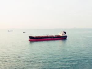  الحرس الثوري يدرس شن هجمات على السفن المملوكة لإسرائيل