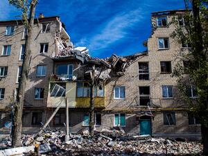 Wagner claims control of Bakhmut, Ukraine denies