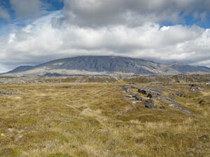  3 صواريخ أطلقت من سوريا نحو الجولان، أحدها سقط في سوريا والثاني في الأردن والثالث في موشاف ميتسار بالجولان