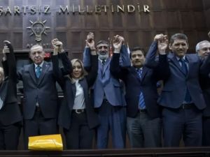 اردوغان يرحب بالمنشقين عن احزابهم وانضمامهم للعدالة والتنمية- صورة ارشيفية