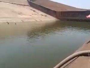 مسؤول يفرغ سدا بأكمله لاستعادة هاتفه المفقود