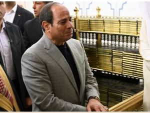 السيسي في المسجد النبوي