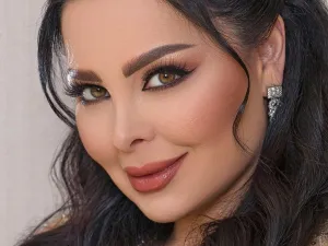 شاهدوا أجمل إطلالات ديانا كرزون في فترة الحمل