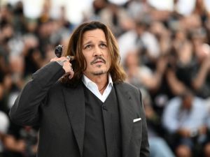 Johnny Depp slammed for his rotten teeth