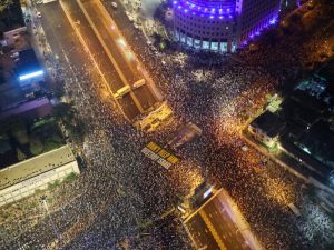 للاسبوع 21.. عشرات الالاف يتظاهرون ضد التعديلات القضائية في اسرائيل