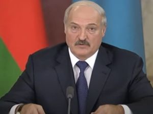 روسيا تبدأ نقل أسلحة نووية غير استراتيجية الى بيلاروس