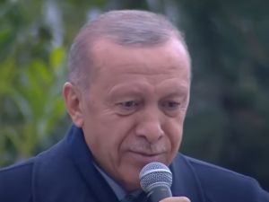 اوغلو يقر بالهزيمة واردوغان يعتبر الشعب التركي هو الفائز بالانتخابات