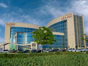 أعلنت برجيل القابضة، الشركة الرائدة في تقديم خدمات الرعاية الصحية في منطقة الشرق الأوسط وشمال إفريقيا، عن انضمام مدينة برجيل الطبية الرائدة لعضوية تحالف الشبكة العالمية المبتكرة في طب السرطان الدقيق "WIN" حيث يمثل هذا الإنجاز علامة بارزة أخرى للمجموعة مع مواصلة توسيع شبكتها وخبرتها في مجال علم الأورام وتعزيز مكانتها كمجموعة رائدة في طب السرطان التخصصي في دولة الإمارات العربية المتحدة والمنطقة بأكملها.   وأصبحت مدينة برجيل الطبية الآن أول عضو من دولة الإمارات العربية المتحدة ودول مجلس التعاون الخليجي تنظم إل