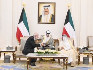 The Crown Prince of Kuwait Awards Google Cloud’s Vint Cerf Honorary Informatics Medal
