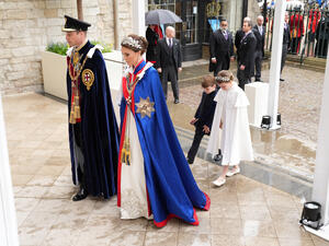 الأمير وليام وعائلته في مراسم تتويج الملك تشارلز الثالث