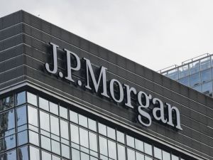 JPMorgan to lay off approximately 500 employees primarily in technology and operations