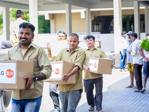 إل جي تختتم حملة INSTAVIEW بالتبرع للمحتاجين