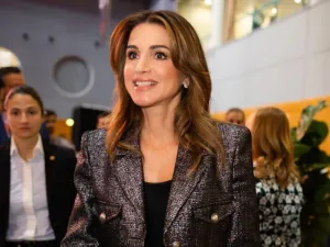 ما سر علاقة الملكة رانيا والعلامة الفرنسية العريقة جيرلان؟