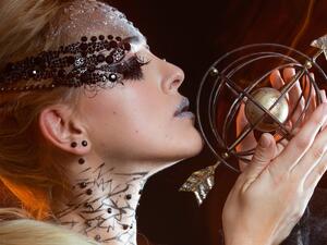 ماذا تعرف عن الجانب المظلم لمولود برج القوس ؟