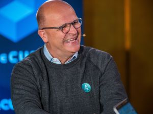 "ريد هات" تمكّن المؤسسات من تسريع أتمتة منظومة تكنولوجيا المعلومات من خلال الحل الجديد والمبتكر "إيفينت دريفن أنسيبل"