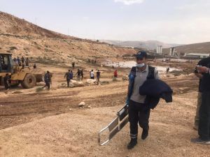 جانب من عمليات البحث والتمشيط عن الفتى البلوي 