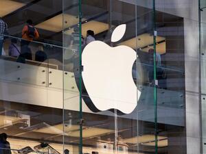 Apple attracts $990M in deposits in first four days of launching high-yield savings account