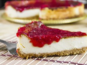 تشيز كيك بارد بالتوت البري 