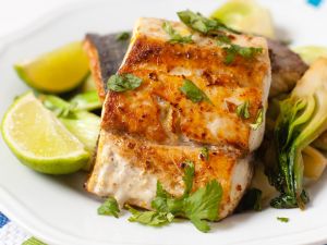 سمك ماهي ماهي مشوي مع الروزماري