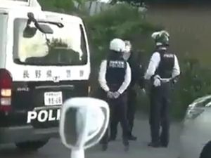 ثلاثة قتلى طعنا وبالرصاص على يد مختل في اليابان