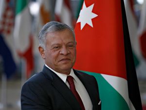 King Abdullah hosts feast for Prince Hussein's wedding