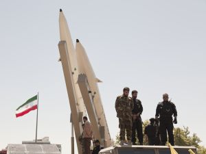 من هو عدو ايران؟