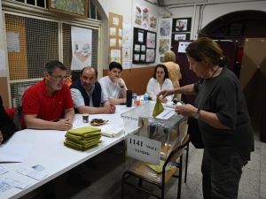 يحق لنحو 61 مليون ناخب التصويت داخل تركيا