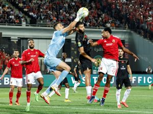 الأهلي يتفوق على الوداد (Photo by Khaled DESOUKI / AFP)