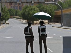 وقال المتحدث ان الاجهزة الامنية تحقق في ملابسات الحادث.