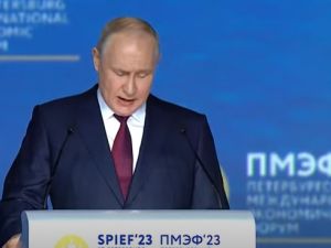 بوتين: زيلينسكي عار على اليهود والهجوم المضاد محكوم بالفشل