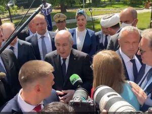 شارك تبون في منتدى رجال الأعمال لروسيا والجزائر في موسكو