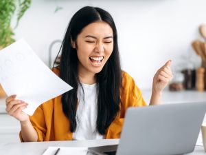 عبارات تهنئة بالنجاح في امتحان الشامل