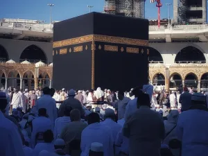 عبارات لتهنئة الحجاج يوم الجمعة
